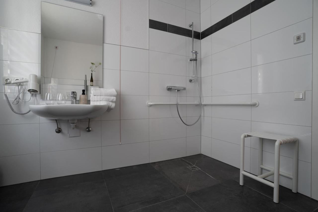 יינה Nineofive Hotel מראה חיצוני תמונה